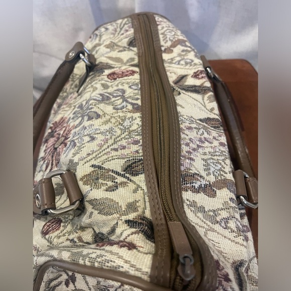 Jordache Bag - Picture 6 of 10